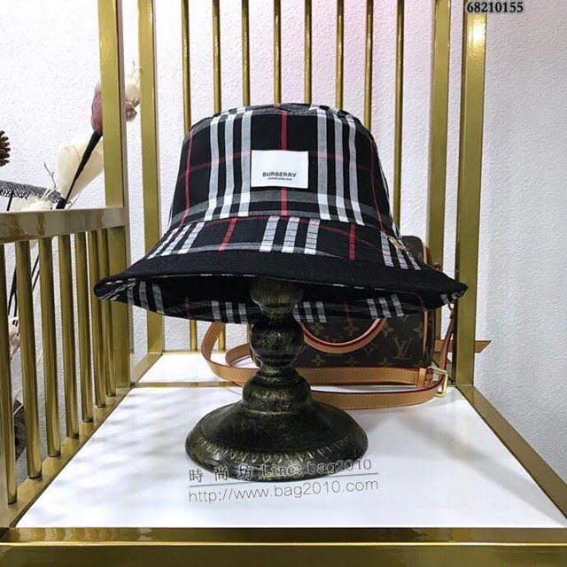 Burberry男女同款帽子 巴寶莉格子漁夫帽遮陽帽  mm1055
